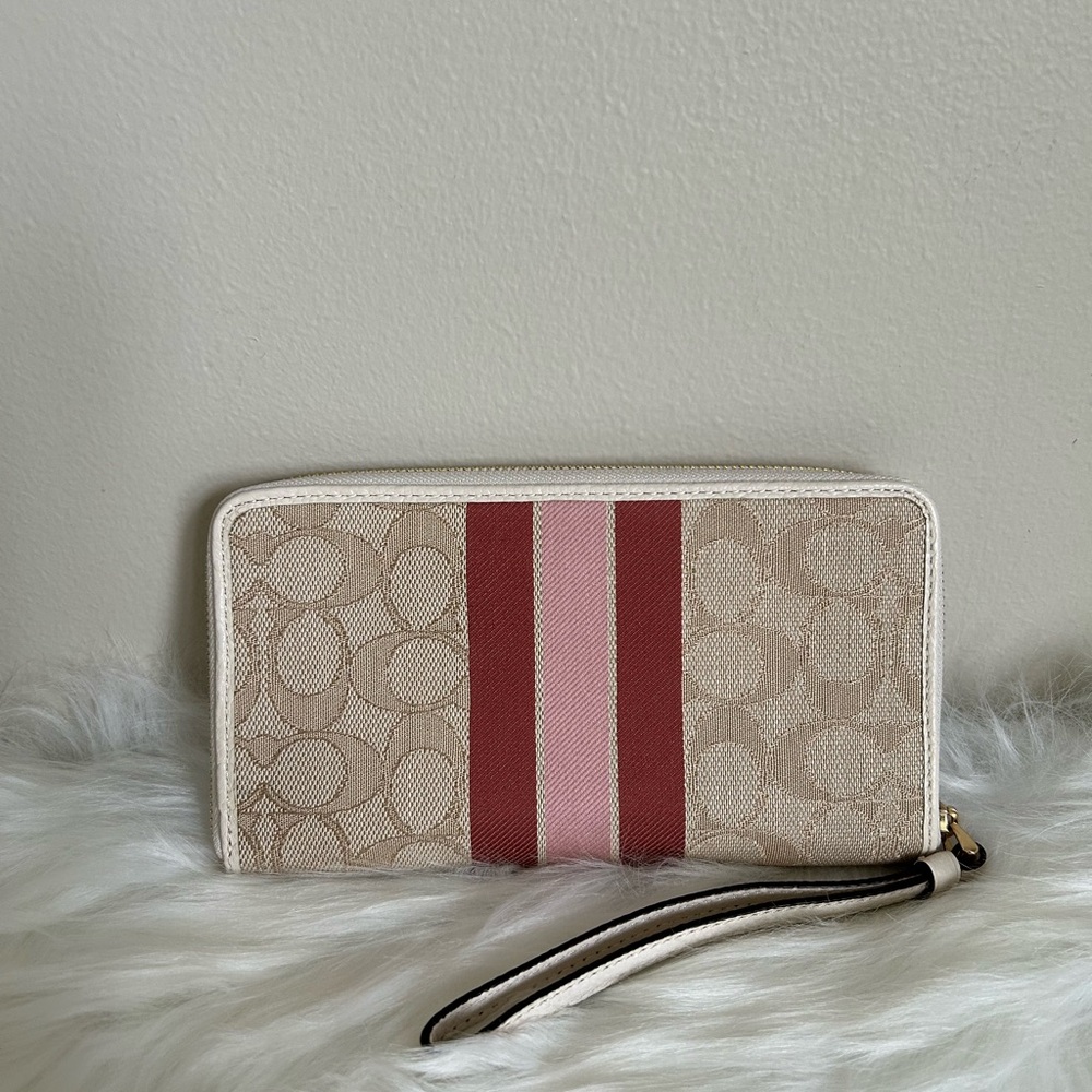 Coach Dempsey Khaki Cream Jacquard Leather Wristlet Wallet C8112 Excellent - Picture 3 of 3